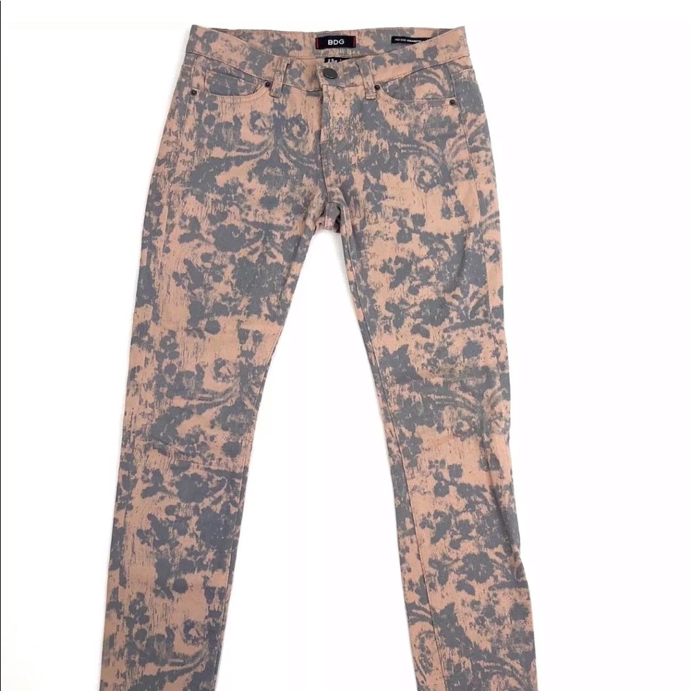 🍒UO BDG Jeans Midrise Cigarette Ankle Splatter
